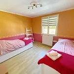 Cosy Avec Jardin&garage Prive 10min De Reims * Champigny (Marne)