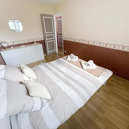Cosy Avec Jardin&garage Prive 10min De Reims Champigny (Marne)
