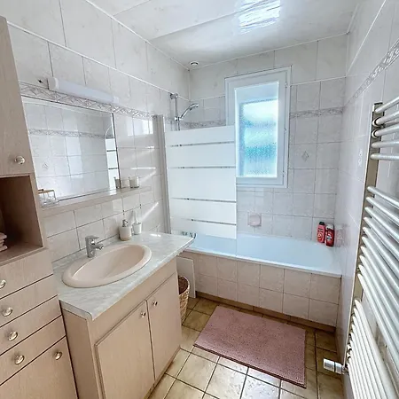 Cosy Avec Jardin&garage Prive 10min De Reims * Champigny (Marne)