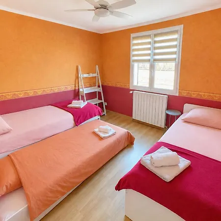 Cosy Avec Jardin&garage Prive 10min De Reims * Champigny (Marne)